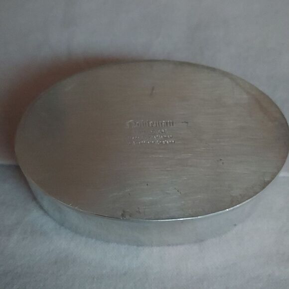 Nobleman Pewter Oval Box pill box trinket jewelry ring box - Picture 3 of 11